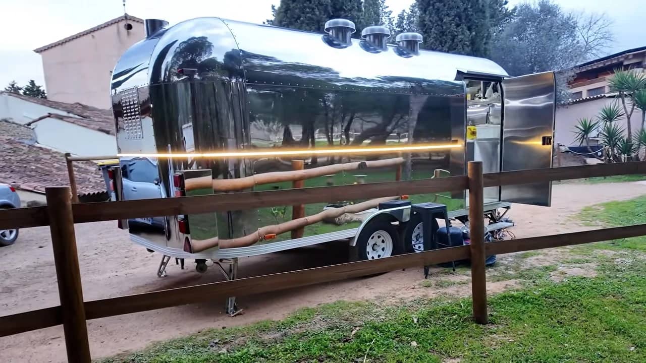 Le food truck installé sur place