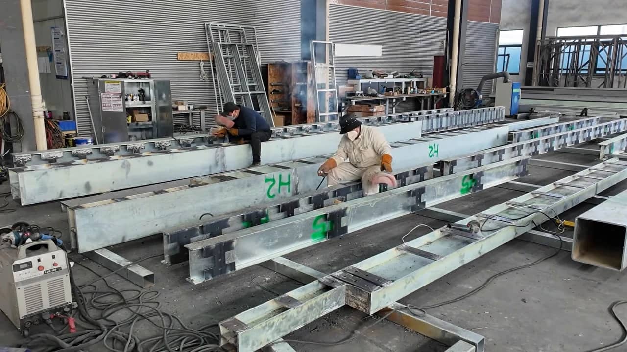 Vue large de la ligne de fabrication