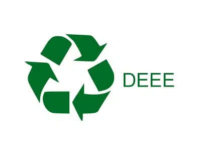 Un logo de recyclage vert avec le mot deee, une norme panneau solaire.
